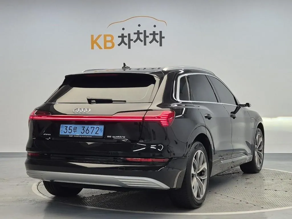 Audi E-Tron 2020 photo 3
