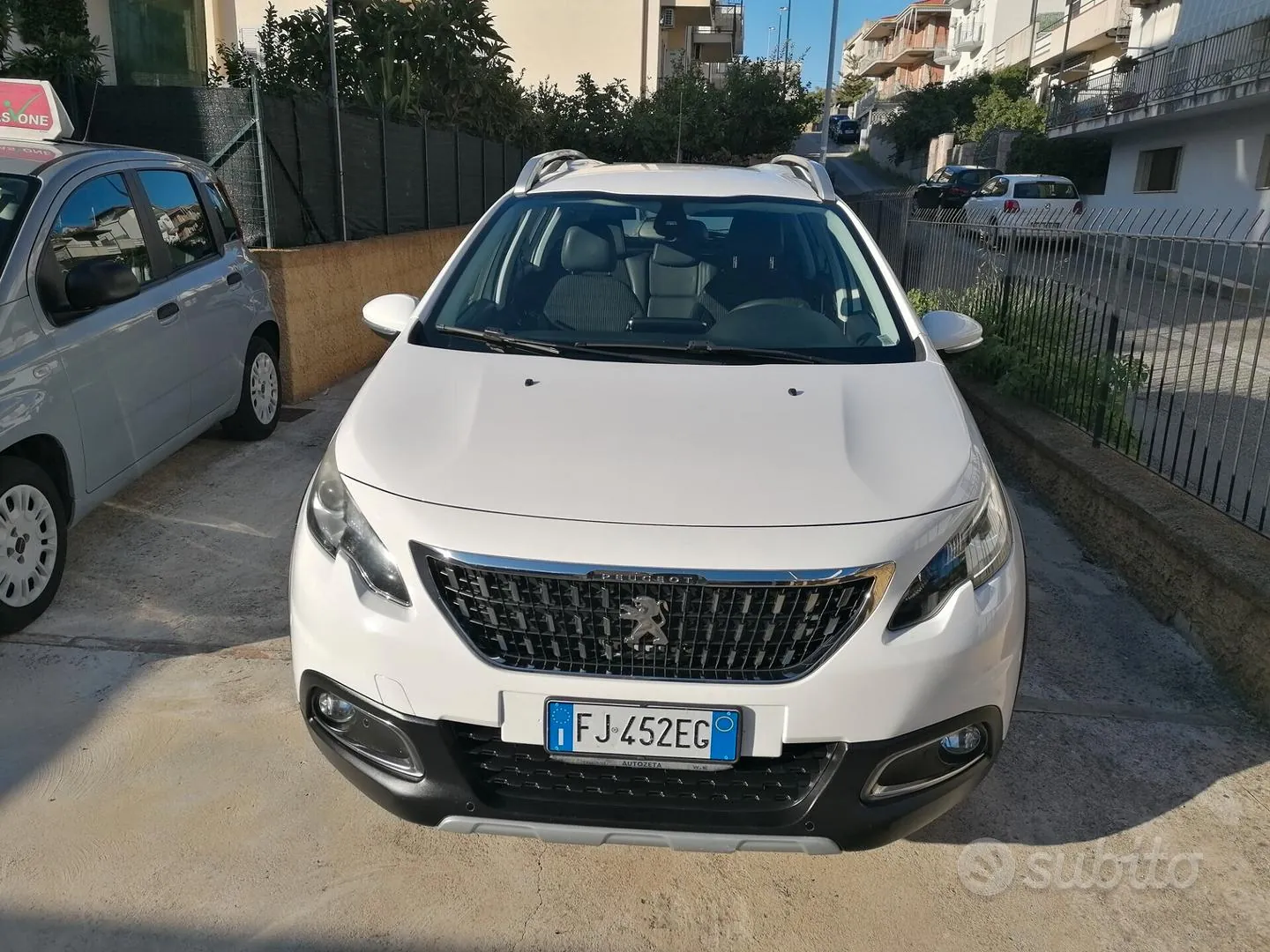 Peugeot 2008 2017 photo 3