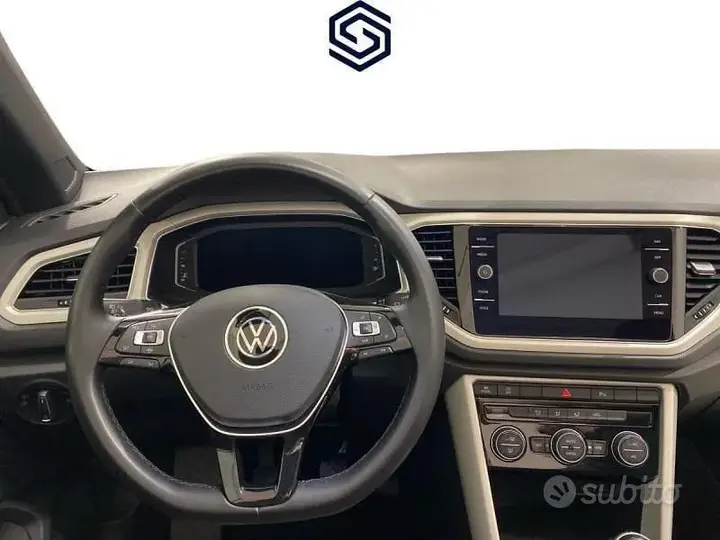 Volkswagen T-Roc 2021 photo 3