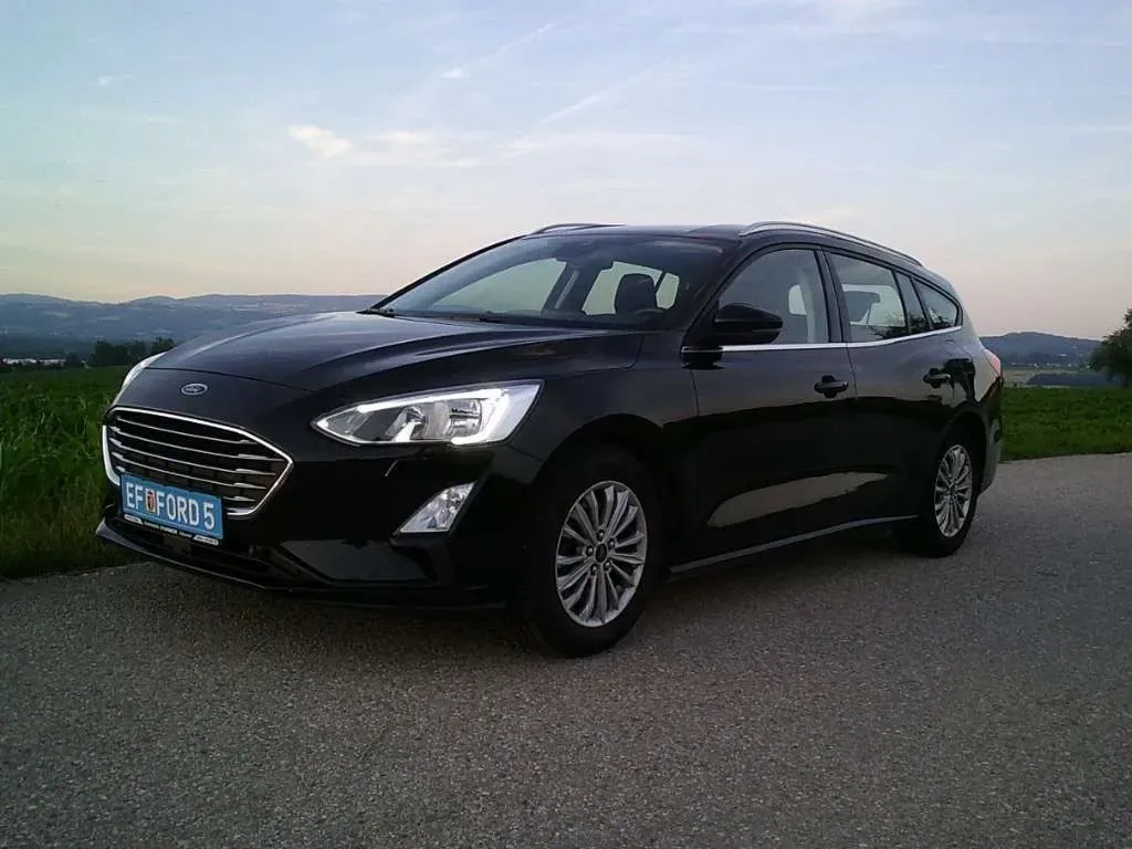 Ford Focus 2021 photo 3