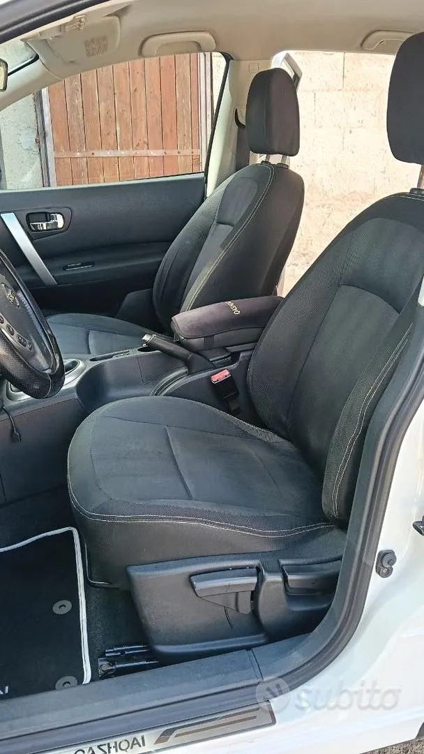Nissan Qashqai 2011 photo 4