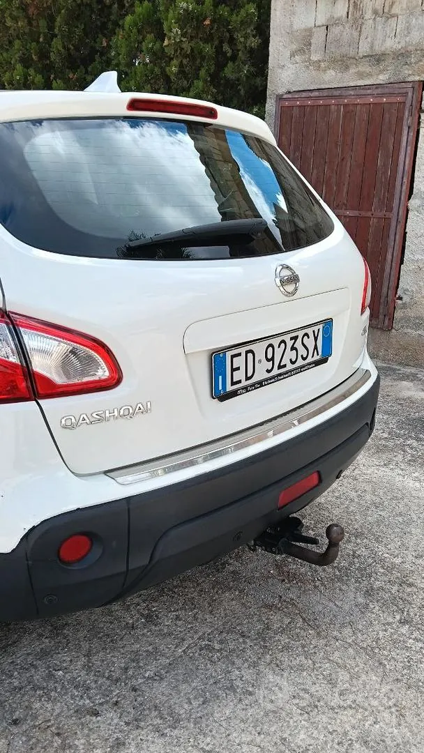 Nissan Qashqai 2011 photo 2