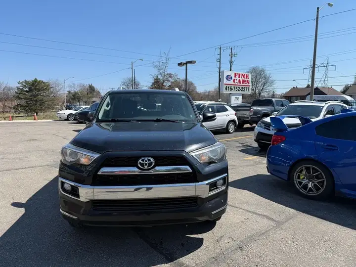 Toyota 4Runner 2015 photo 3