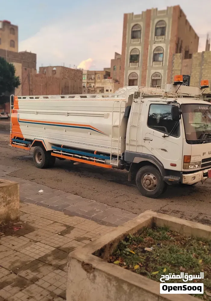 Isuzu Other 2003 photo 3