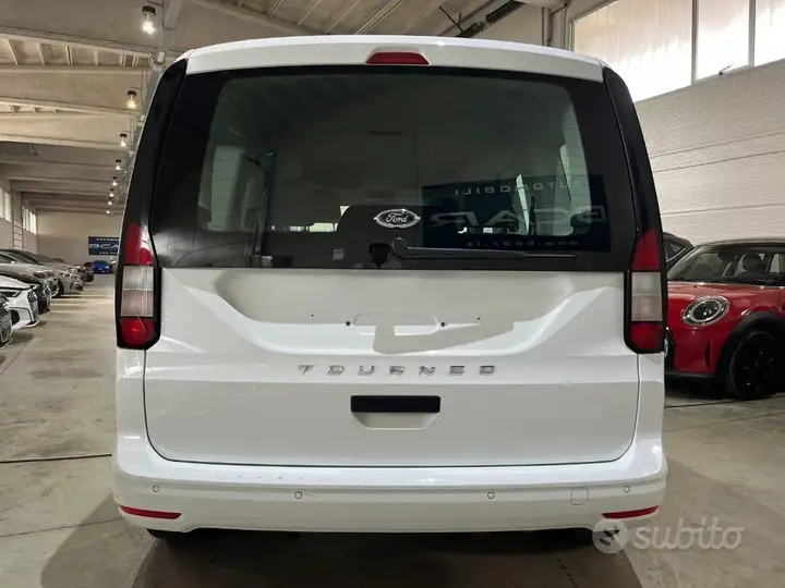 Ford Tourneo Connect 2025 photo 3