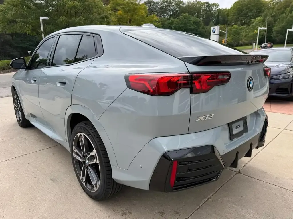 BMW X2 2025 photo 4