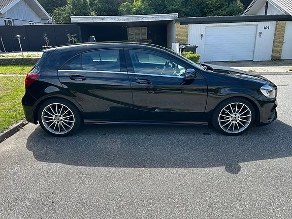 Mercedes-Benz A180 2017 photo 5