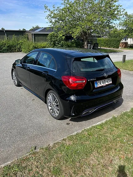 Mercedes-Benz A180 2017 photo 4