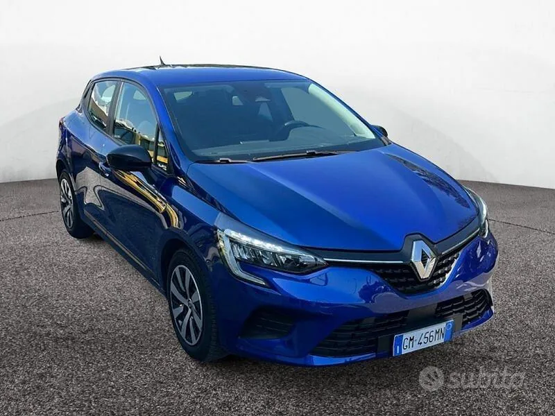 Renault Clio 2023 photo 2