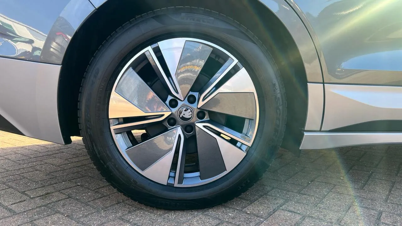 Skoda Enyaq 2026 photo 5