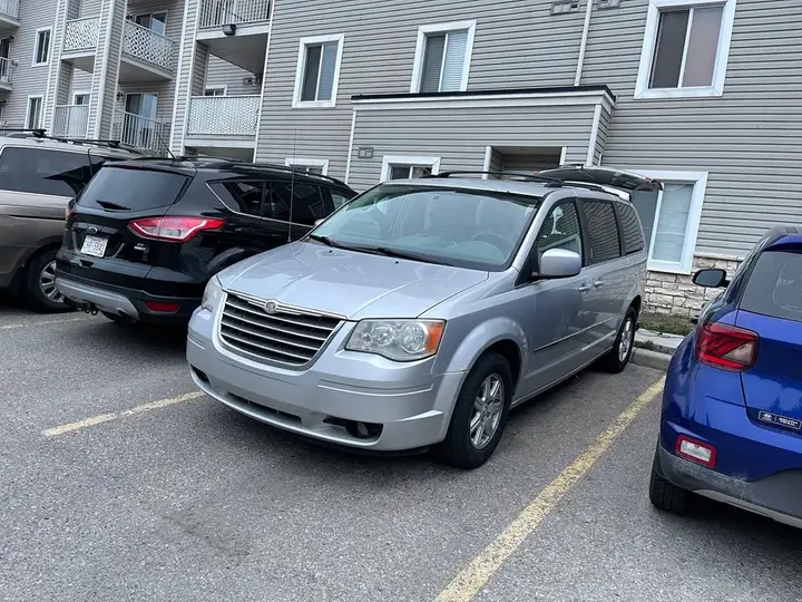 Chrysler Town & Country