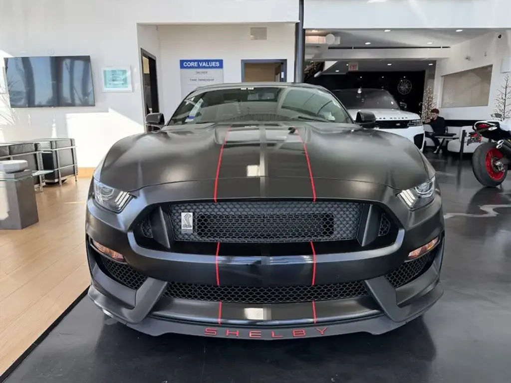 Ford Mustang 2017 photo 2