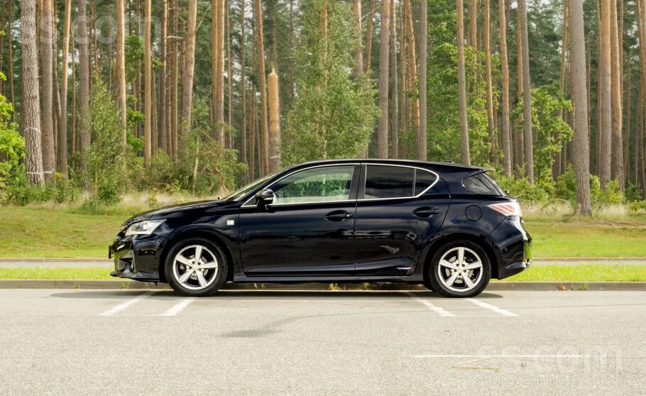 Lexus Ct200H 2012 photo 5