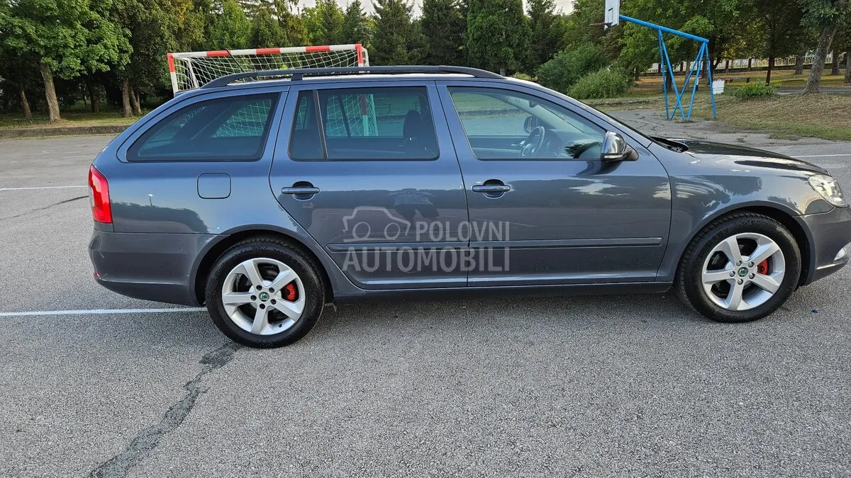 Skoda Octavia 2012 photo 4