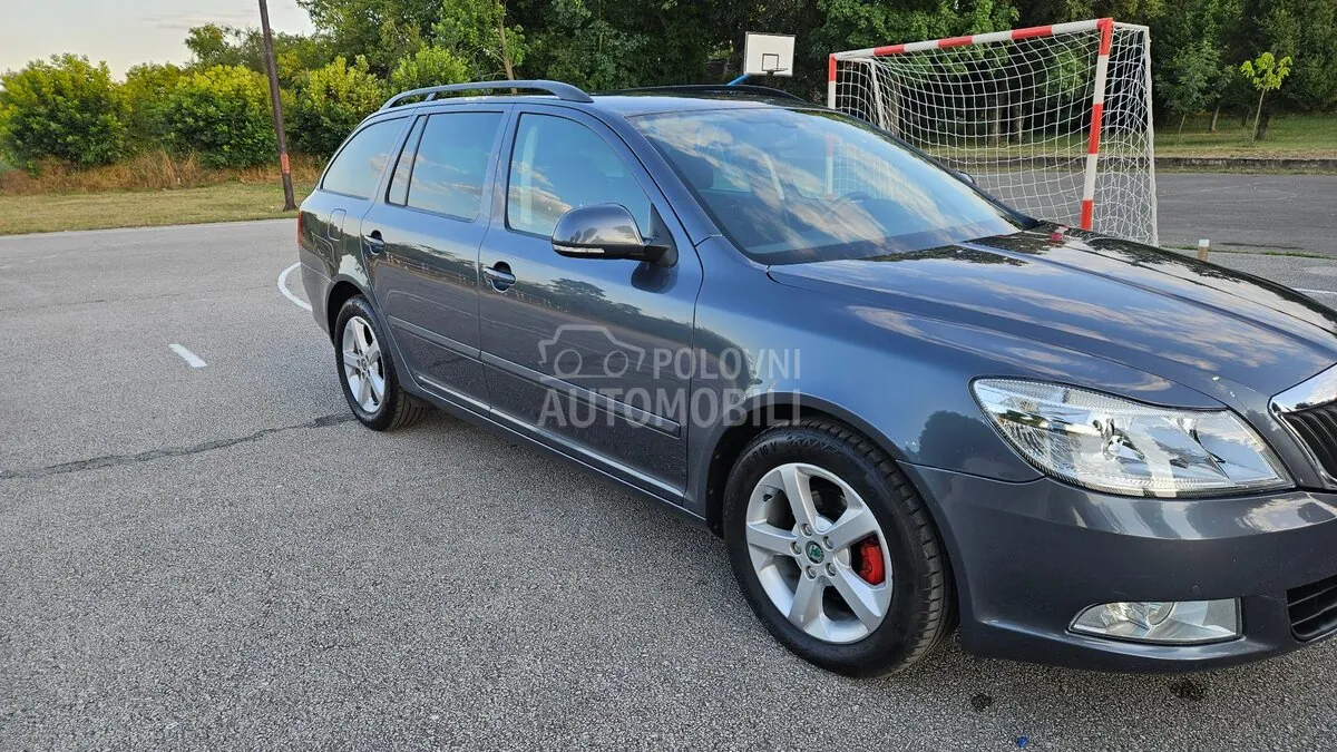 Skoda Octavia 2012 photo 5