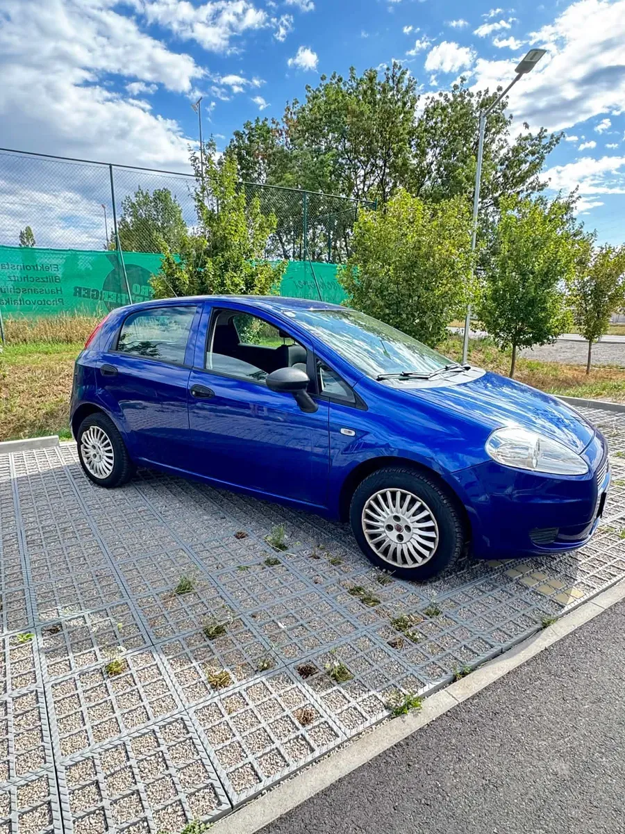 Fiat Grande Punto 2008 photo 3