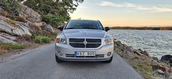 Dodge Caliber 2010 photo 3