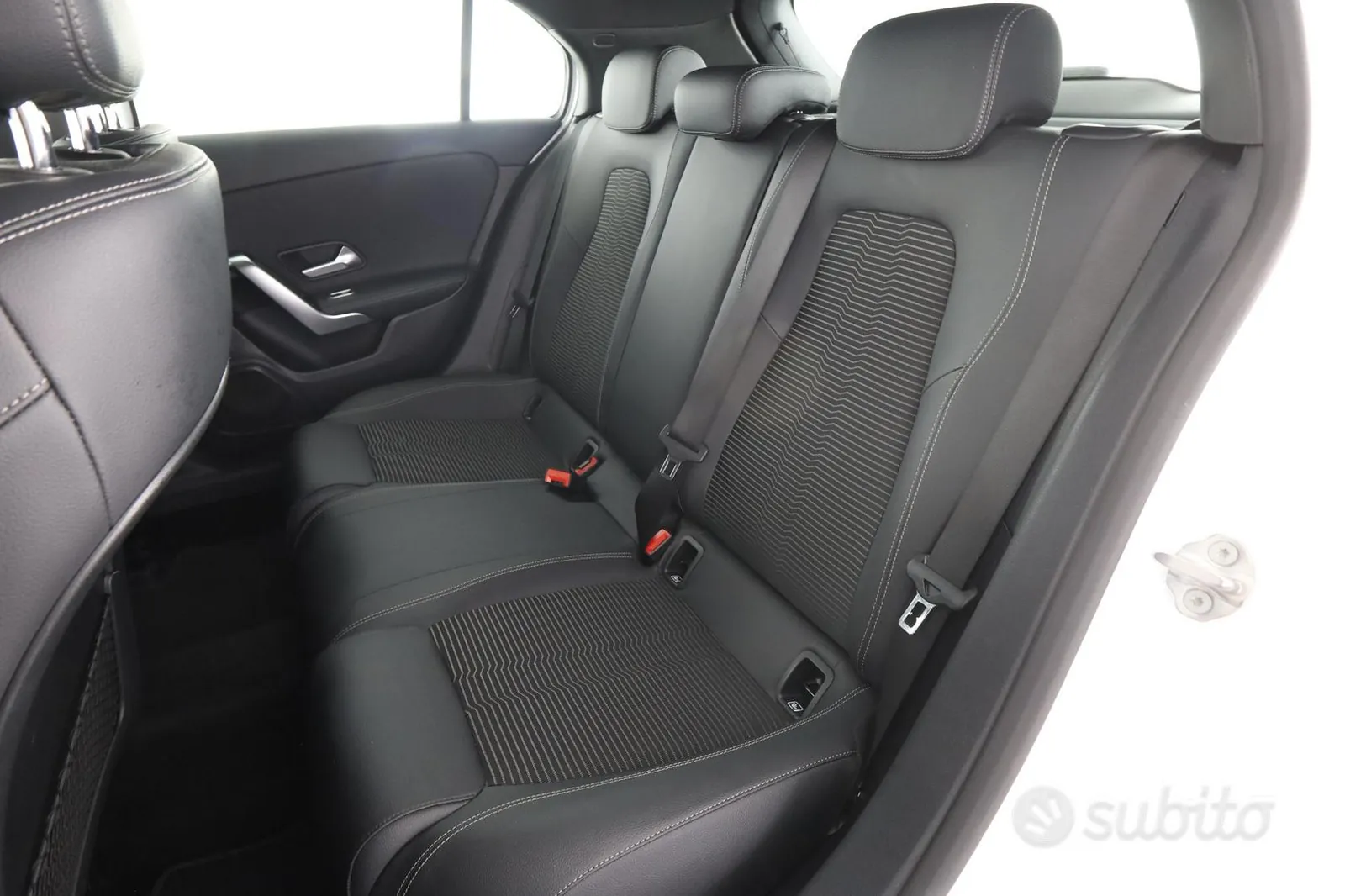Mercedes-Benz A 2021 photo 3