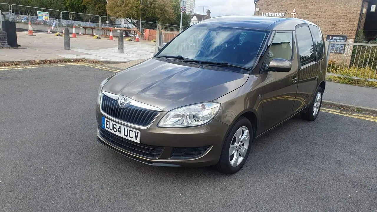Skoda Roomster 2014 photo 2