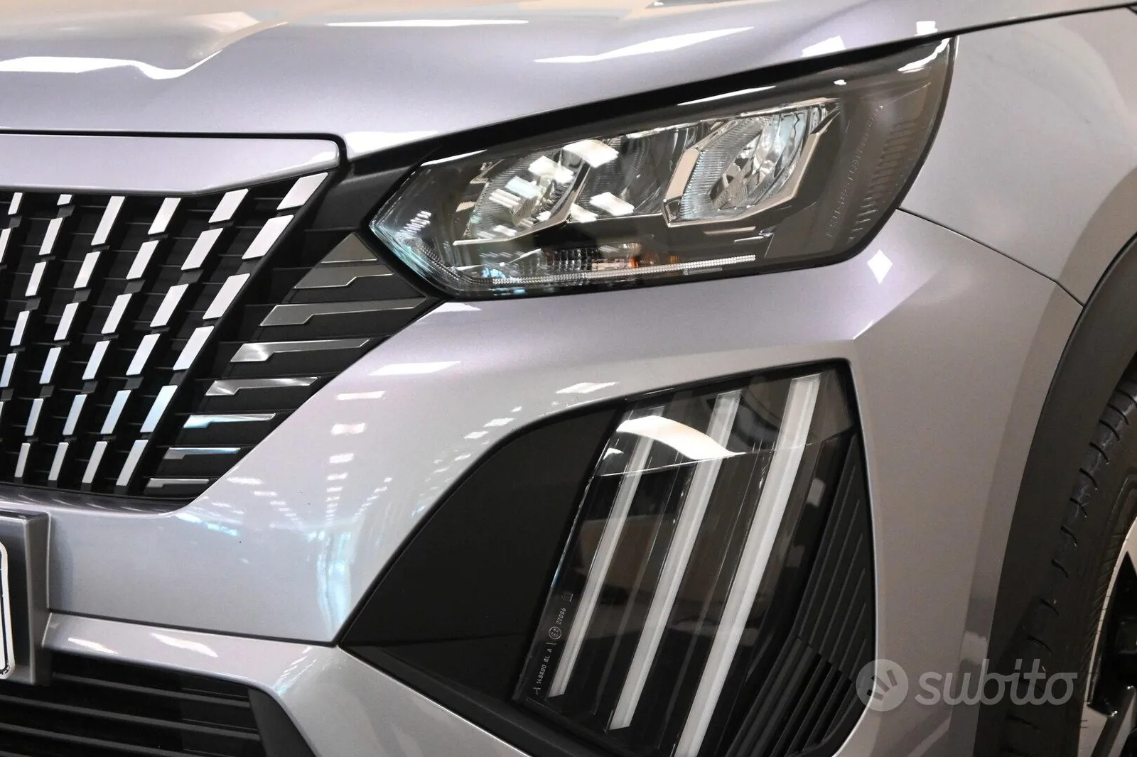 Peugeot 2008 2025 photo 3