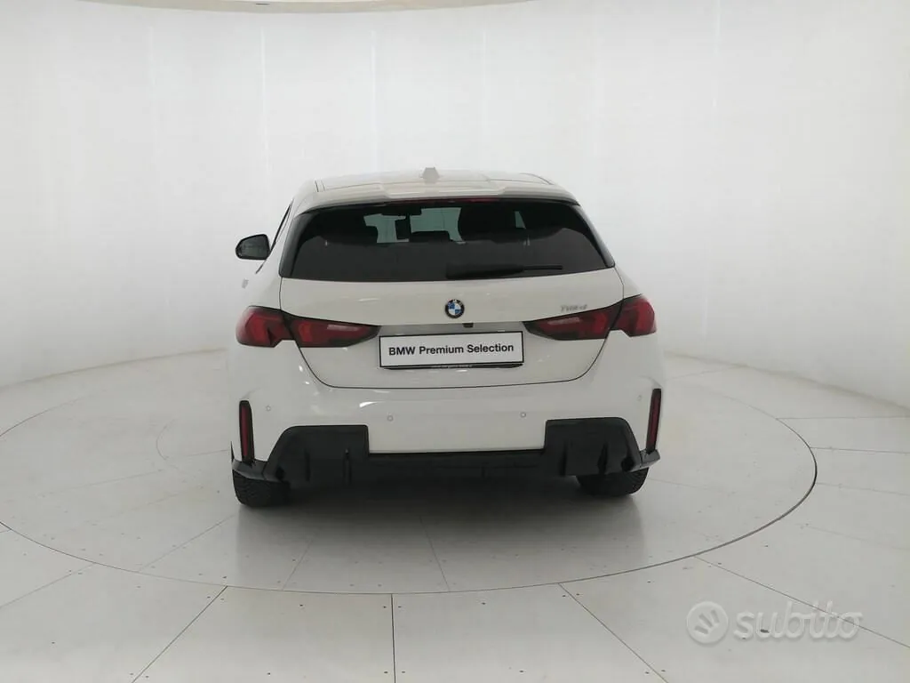 BMW 1 Series 2024 photo 4