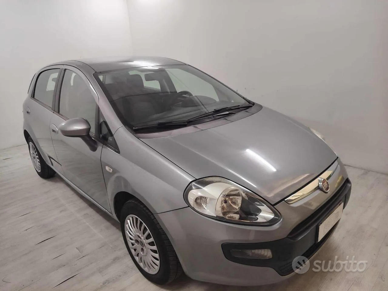 Fiat Punto Evo 2010 photo 2