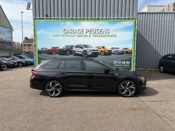 Skoda Octavia 2023 photo 2