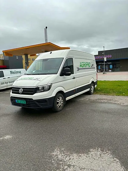Volkswagen Crafter 35 2018 photo 2