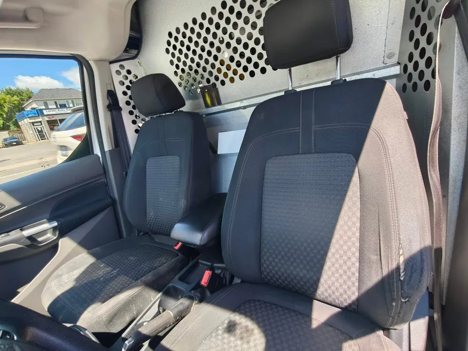 Ford Transit Connect 2022 photo 2