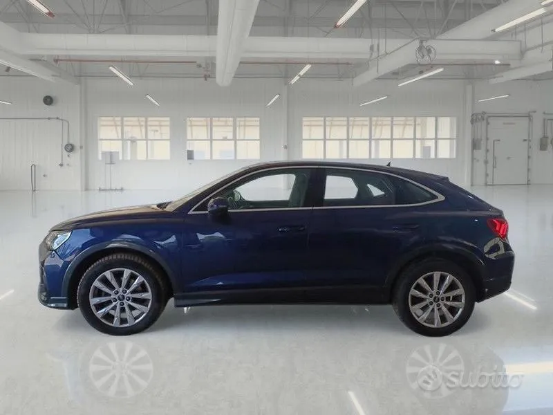 Audi Q3 2023 photo 5