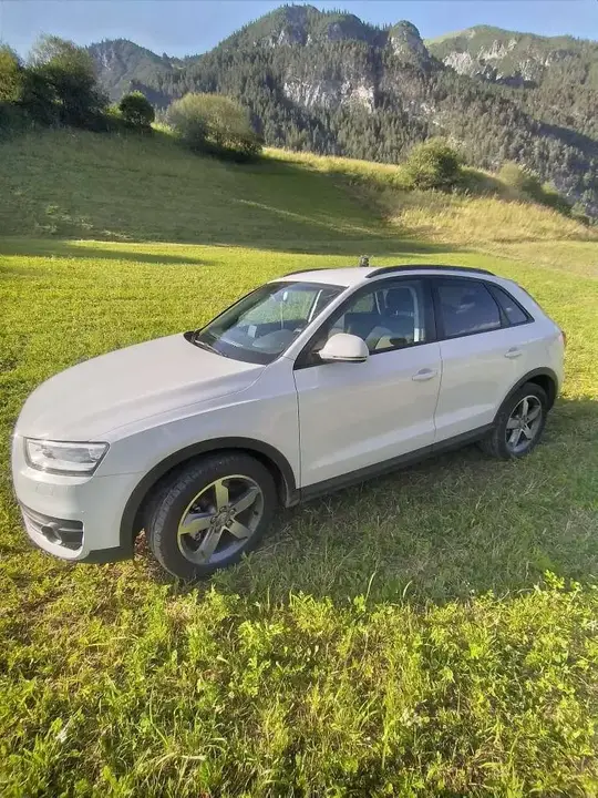 Audi Q3 2013 photo 2
