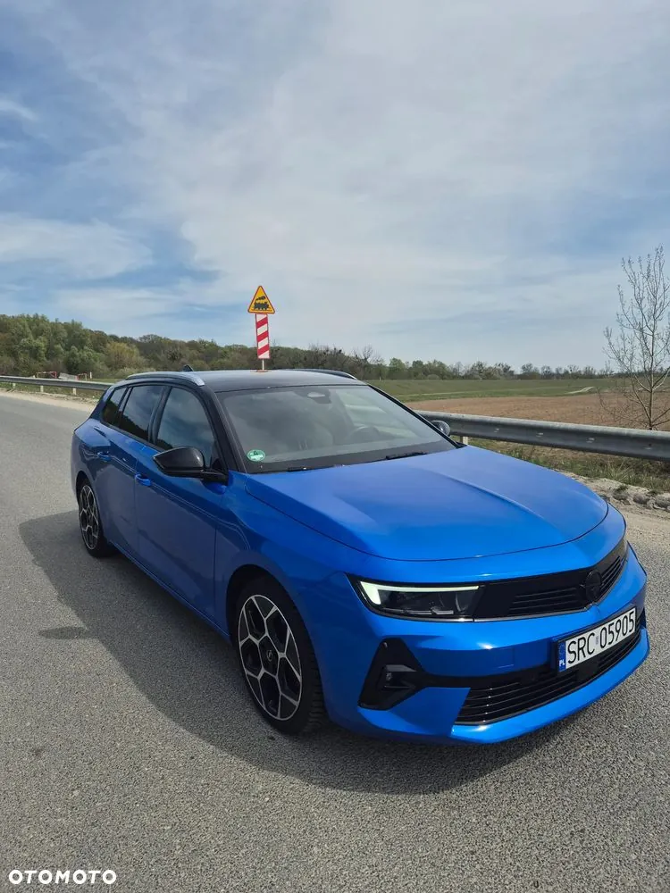 Opel Astra 2023 photo 3