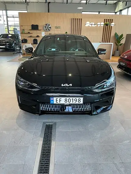 Kia Ev6 2023 photo 2