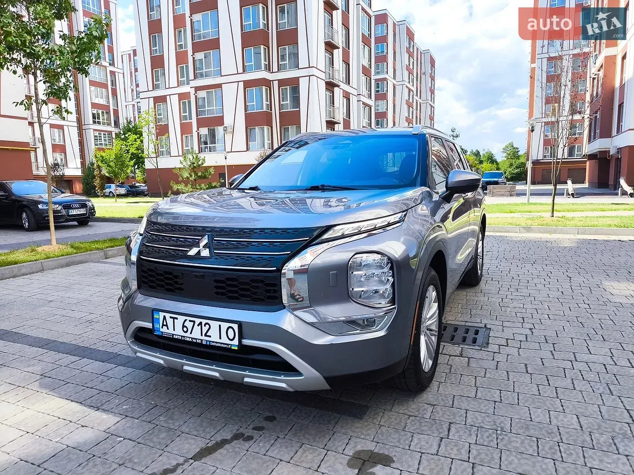 Mitsubishi Outlander 2021 photo 3