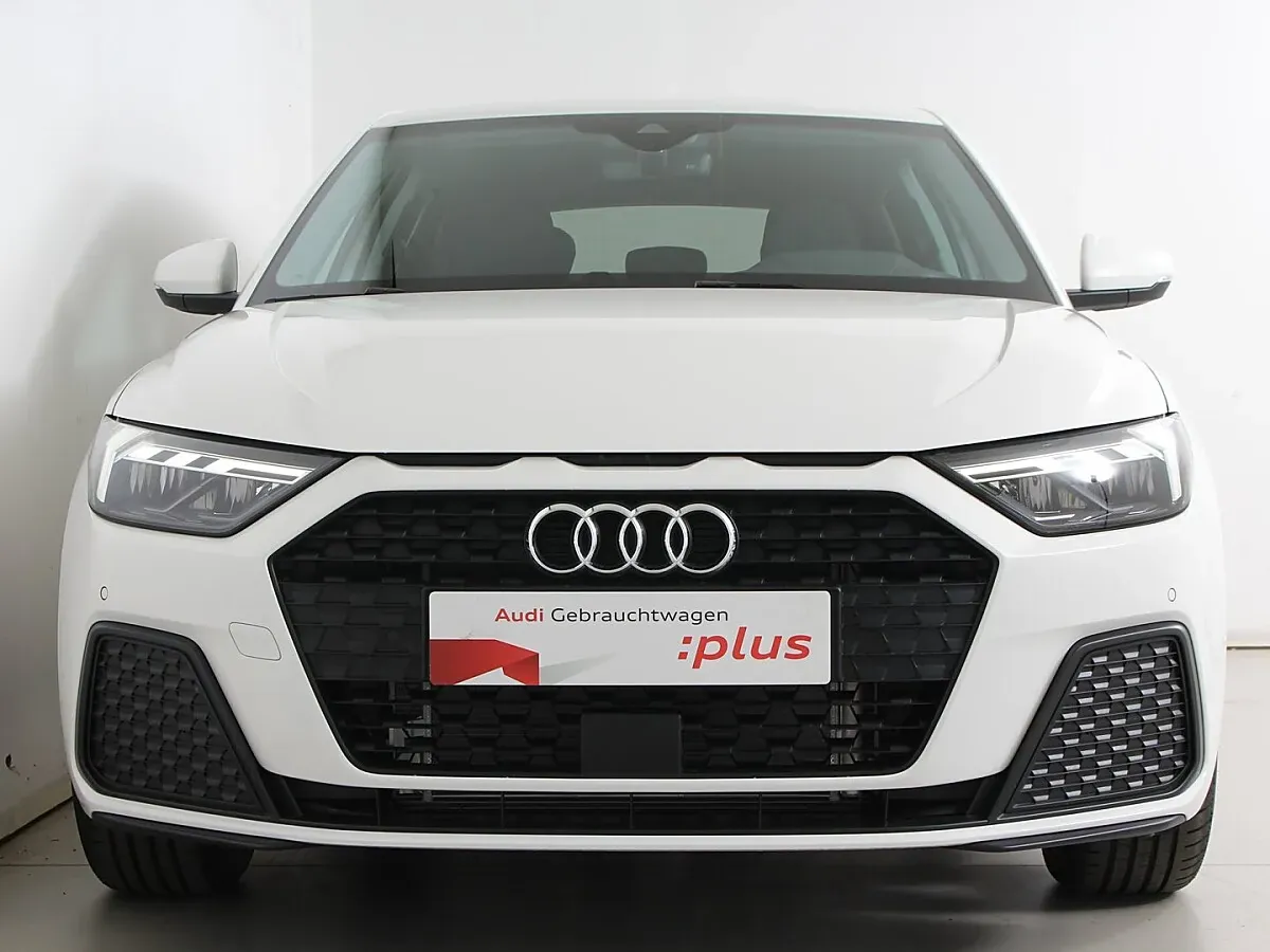 Audi A1 2026 photo 3