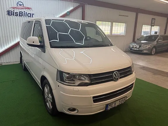 Volkswagen Multivan 2012 photo 3