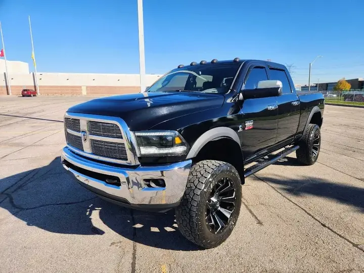 Dodge Ram 2500 2012 photo 2