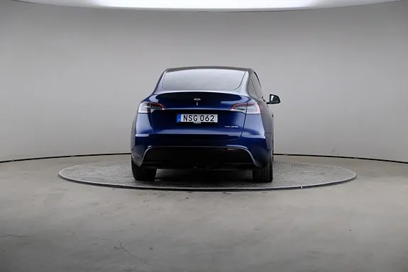 Tesla Model Y 2023 photo 5