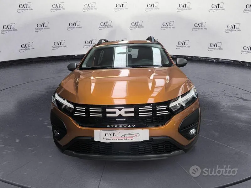 Dacia Sandero Stepway 2023 photo 2