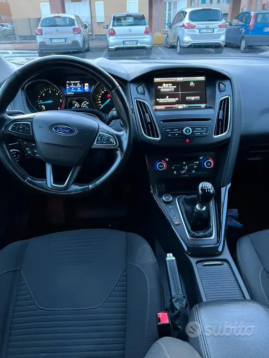 Ford Focus 2015 photo 3