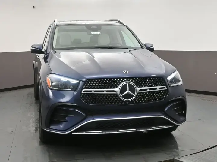 Mercedes-Benz Gle 2024 photo 2