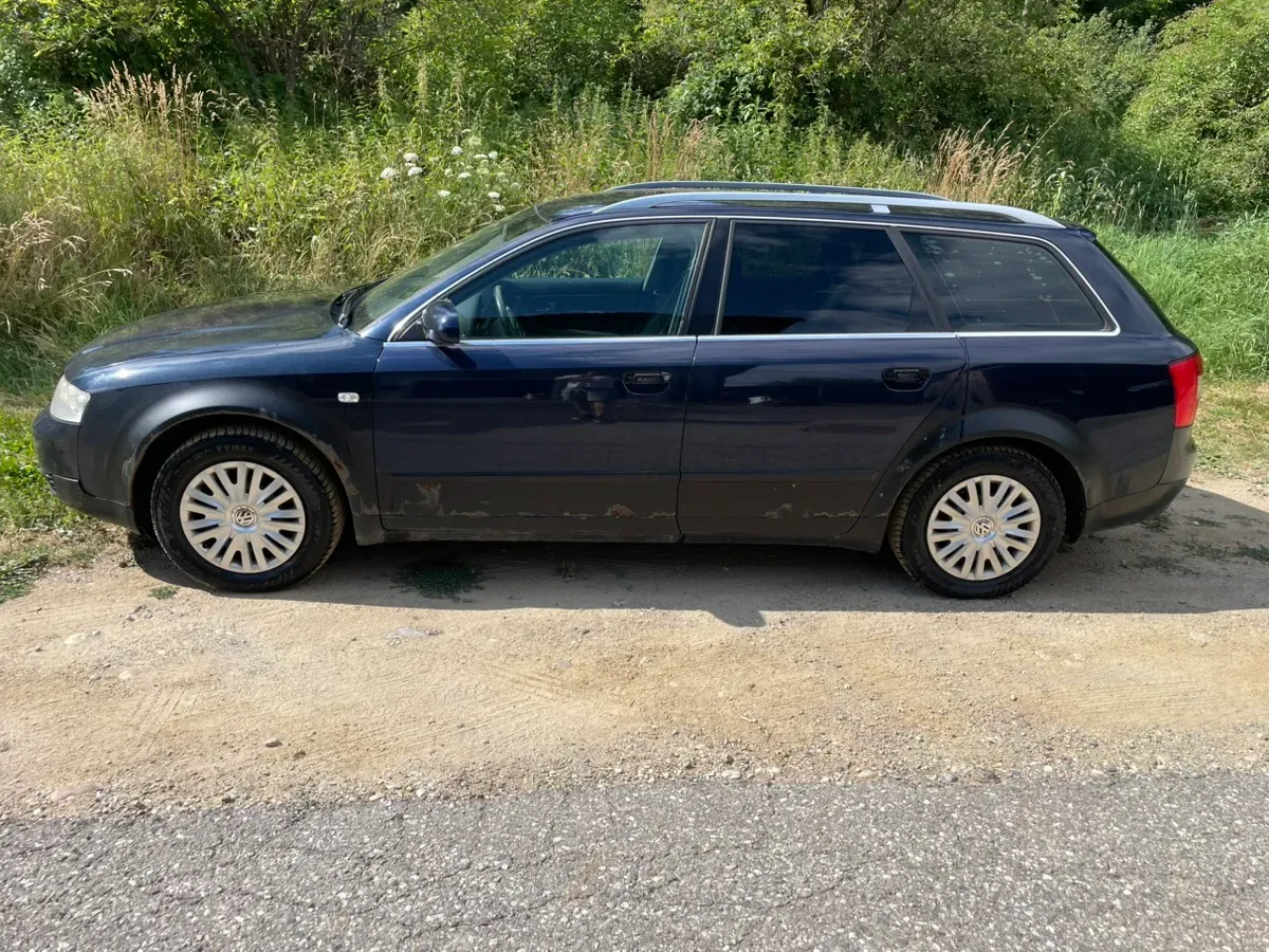Audi A4 2003 photo 2