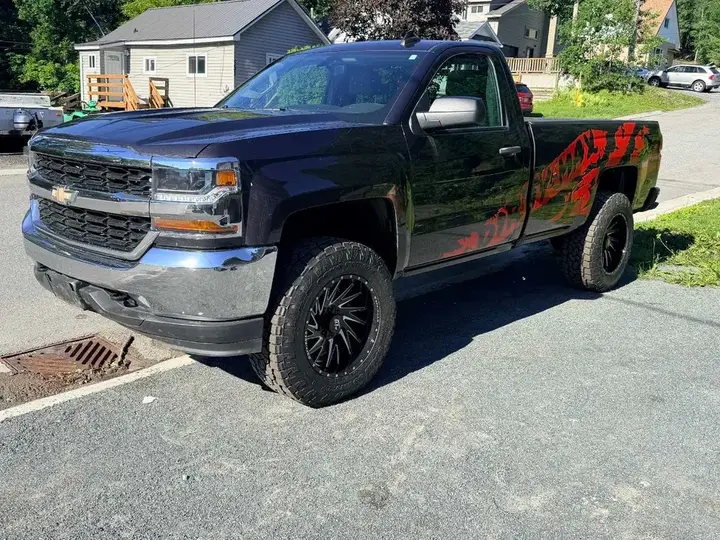Chevrolet Silverado 1500 2016 photo 2