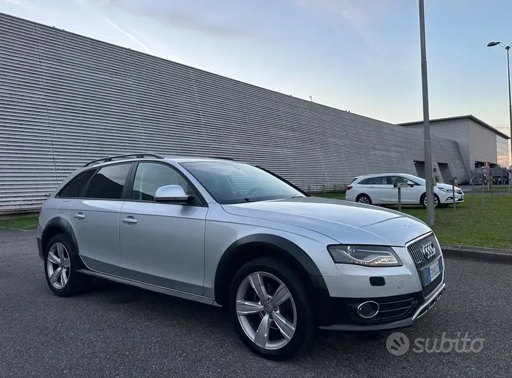 Audi A4 Allroad 2010 photo 5
