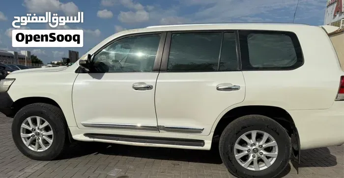 Toyota Land Cruiser 2008 photo 3