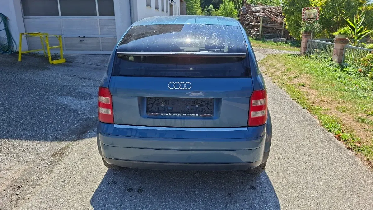 Audi A2 2000 photo 2