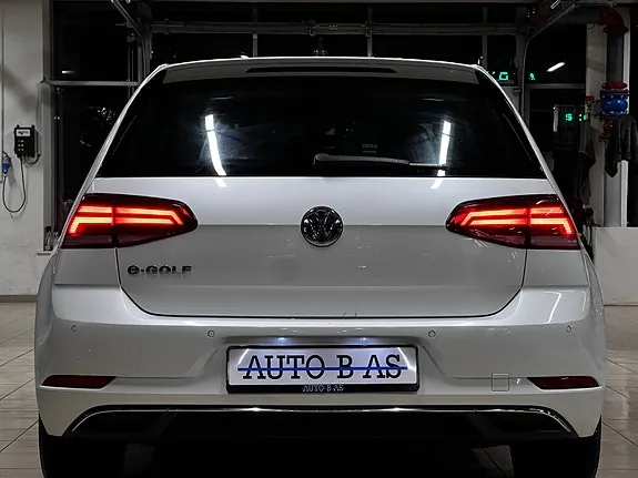 Volkswagen E-Golf 2020 photo 4