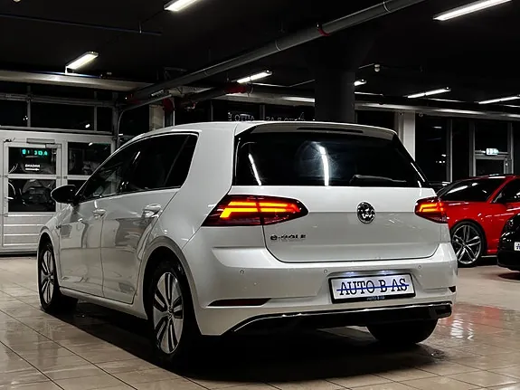 Volkswagen E-Golf 2020 photo 3