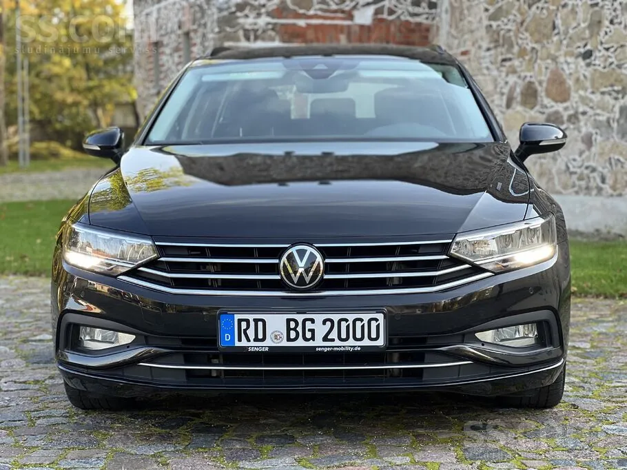 Volkswagen Passat 2022 photo 4