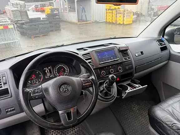 Volkswagen Transporter 2014 photo 3